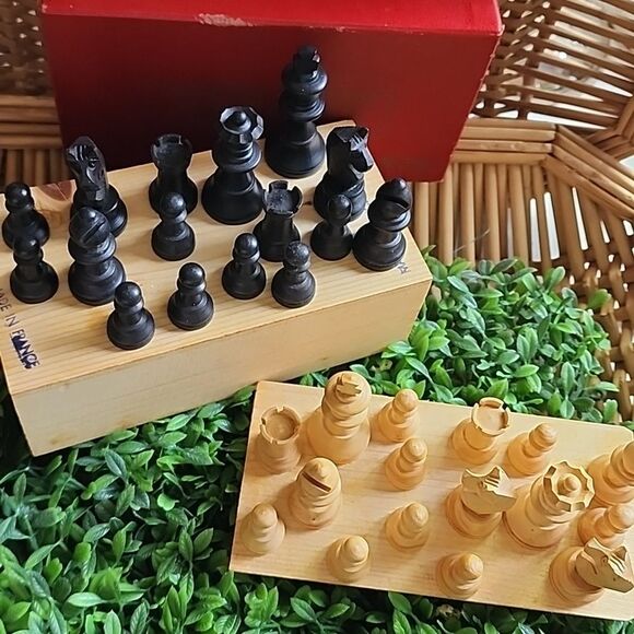 Vintage French Carved Wooden Chess Pieces - Picture 11 of 17